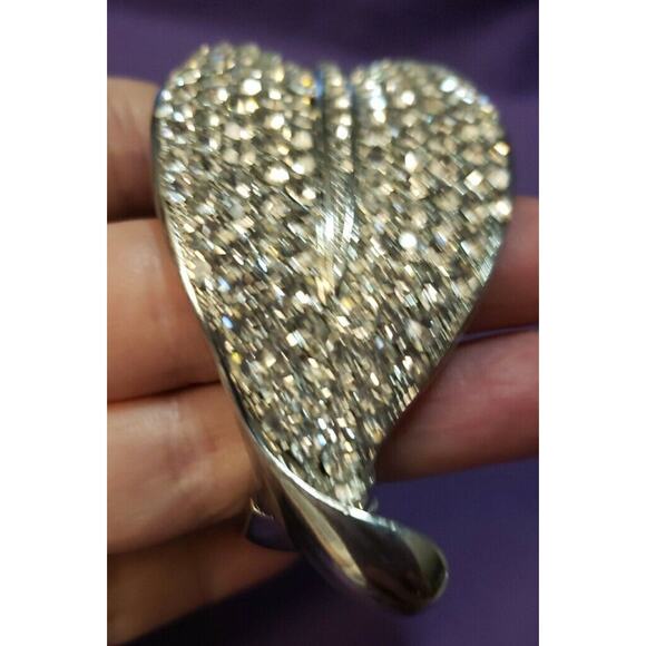 Chunky Large Leaf Shaped Hinged Bracelet, Silver Tone & Clear Glass Rhinestones - Picture 12 of 15